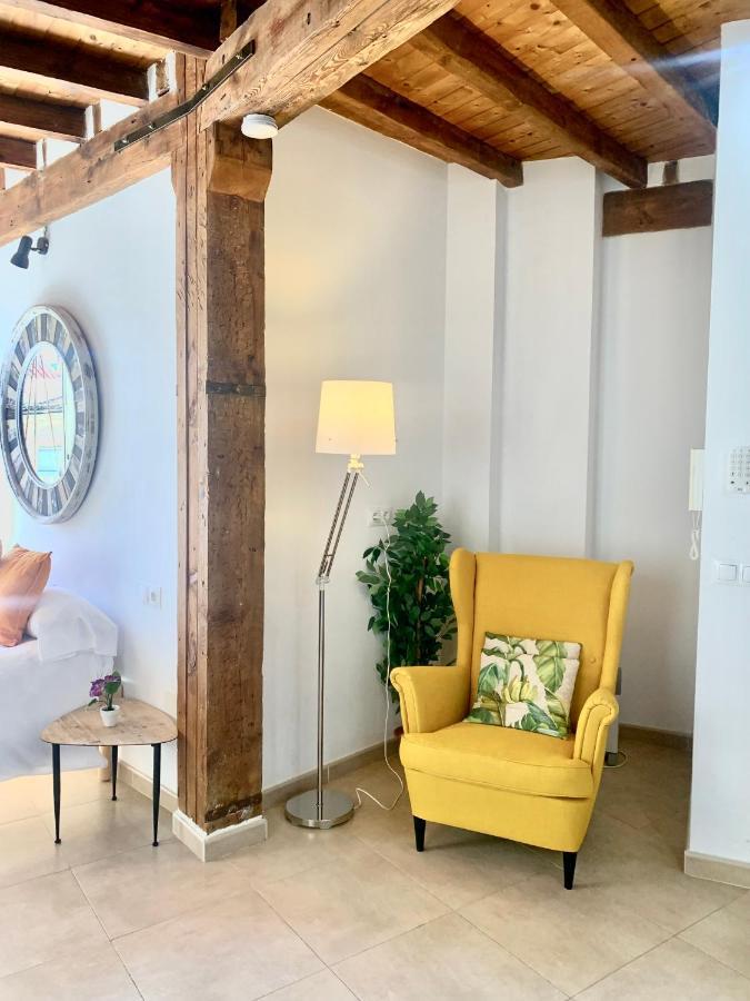 Homely Malaga Loft Gaona Centro ภายนอก รูปภาพ